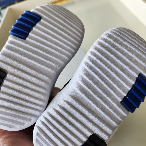 Adidas Kids Racer TR21 Shoes - Picture 5 of 8